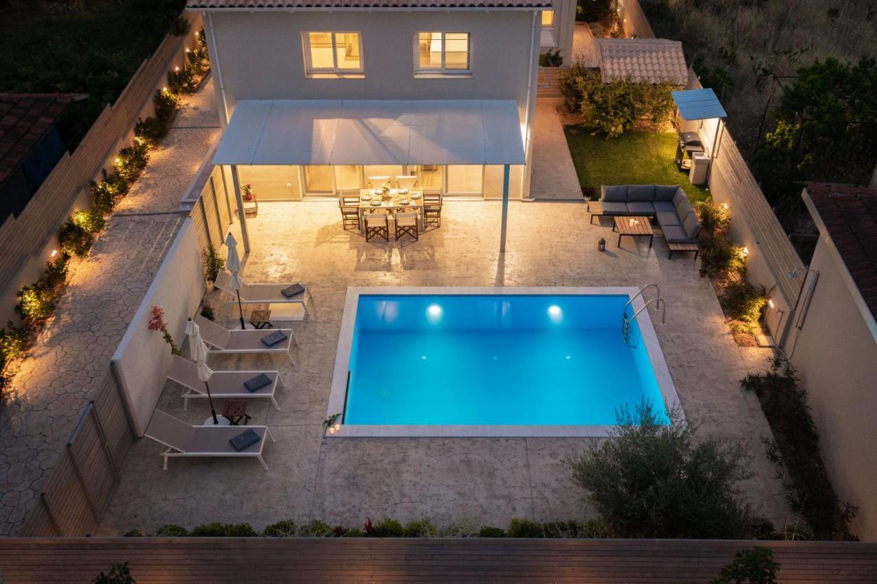 Grappolo Lefkada Villas - Vilana Ideal For Families And Small Groups Apolpaina 外观 照片
