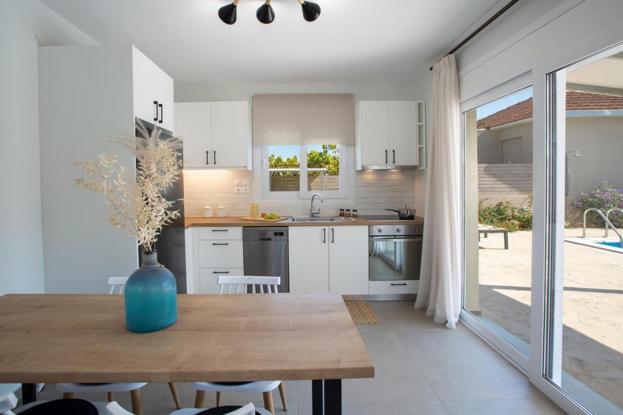 Grappolo Lefkada Villas - Vilana Ideal For Families And Small Groups Apolpaina 外观 照片