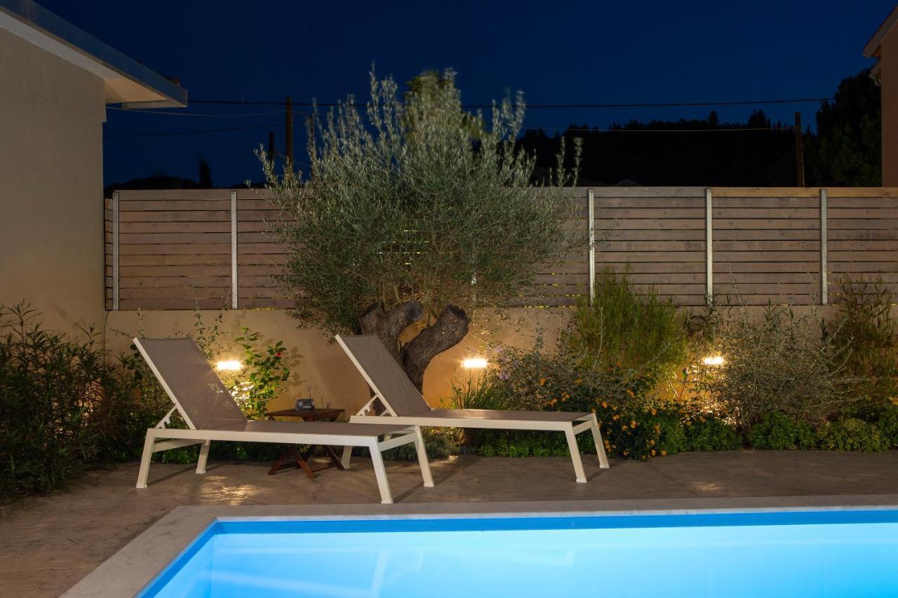 Grappolo Lefkada Villas - Vilana Ideal For Families And Small Groups Apolpaina 外观 照片
